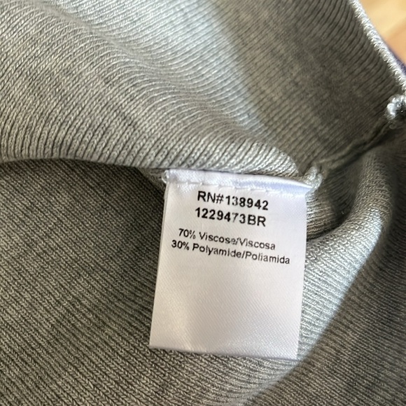 NWT Bow Embellished Blouse - Picture 3 of 5